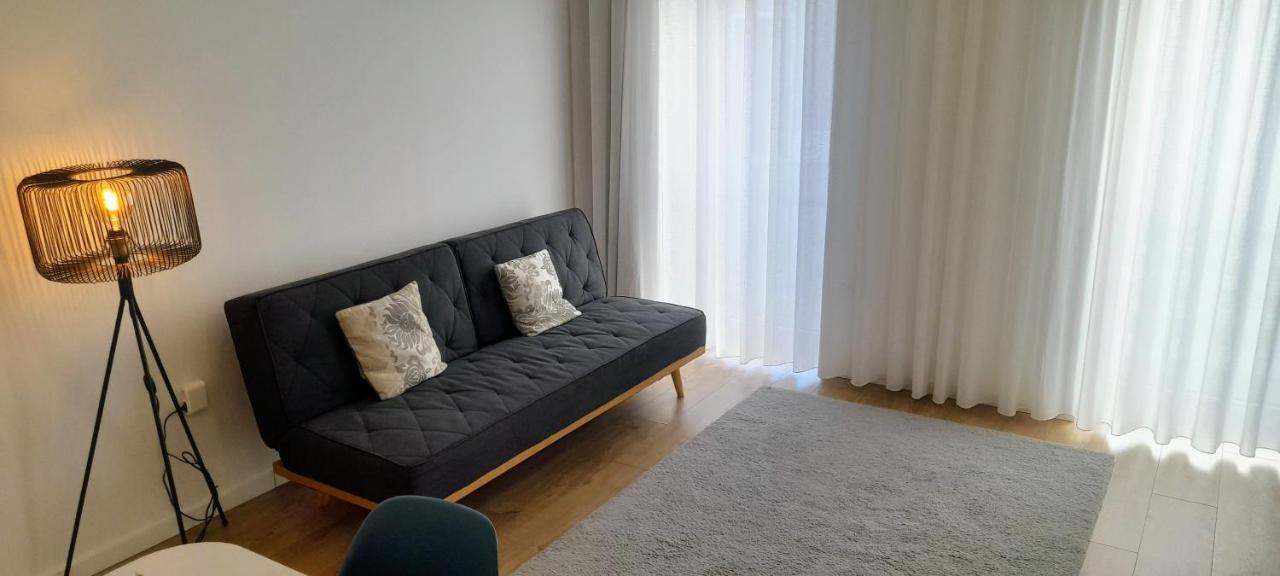 Light Brown Central Apartment Авиеро Екстериор снимка