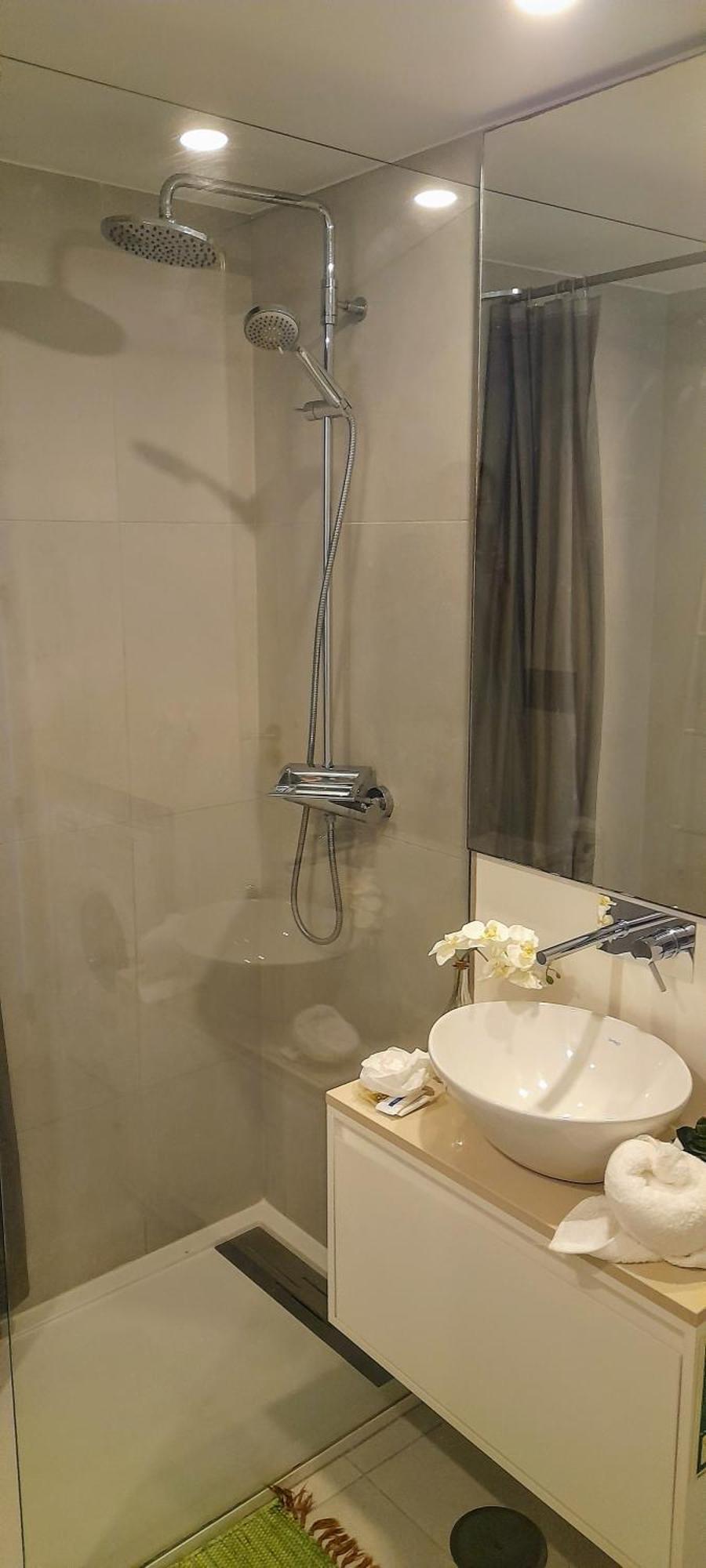 Light Brown Central Apartment Авиеро Екстериор снимка