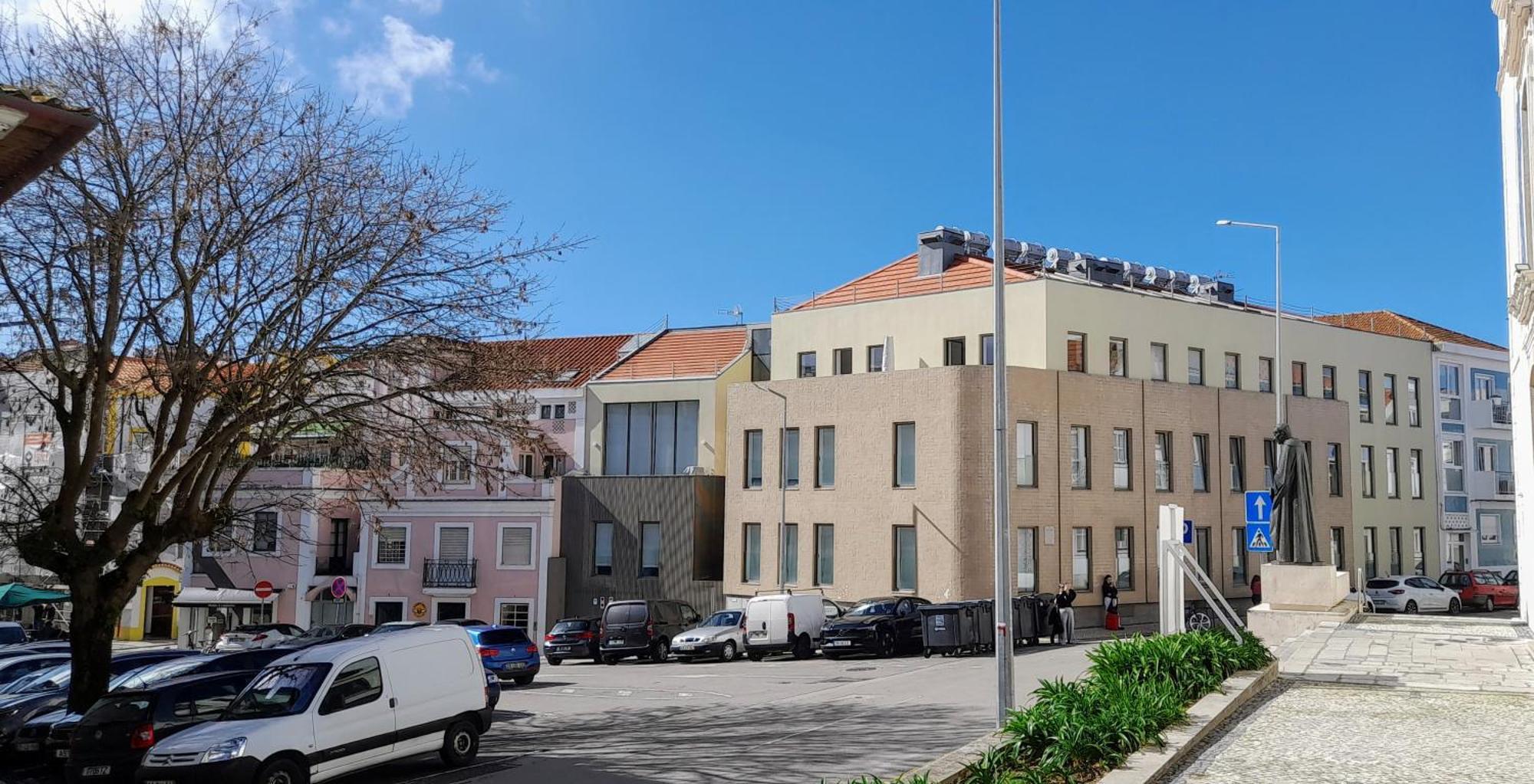 Light Brown Central Apartment Авиеро Екстериор снимка
